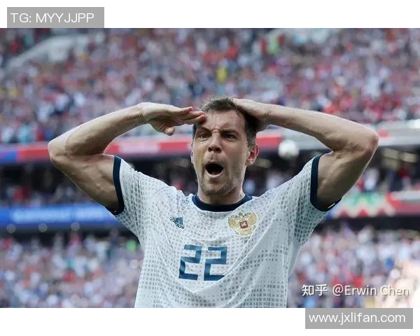 足球巨星独特庆祝手势背后隐藏的激情故事与文化解读